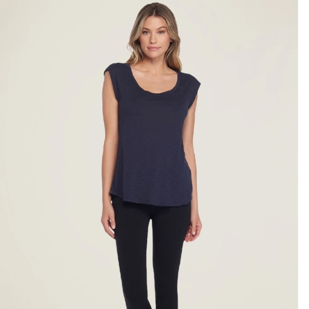 Barefoot Dreams Malibu sleeveless tee